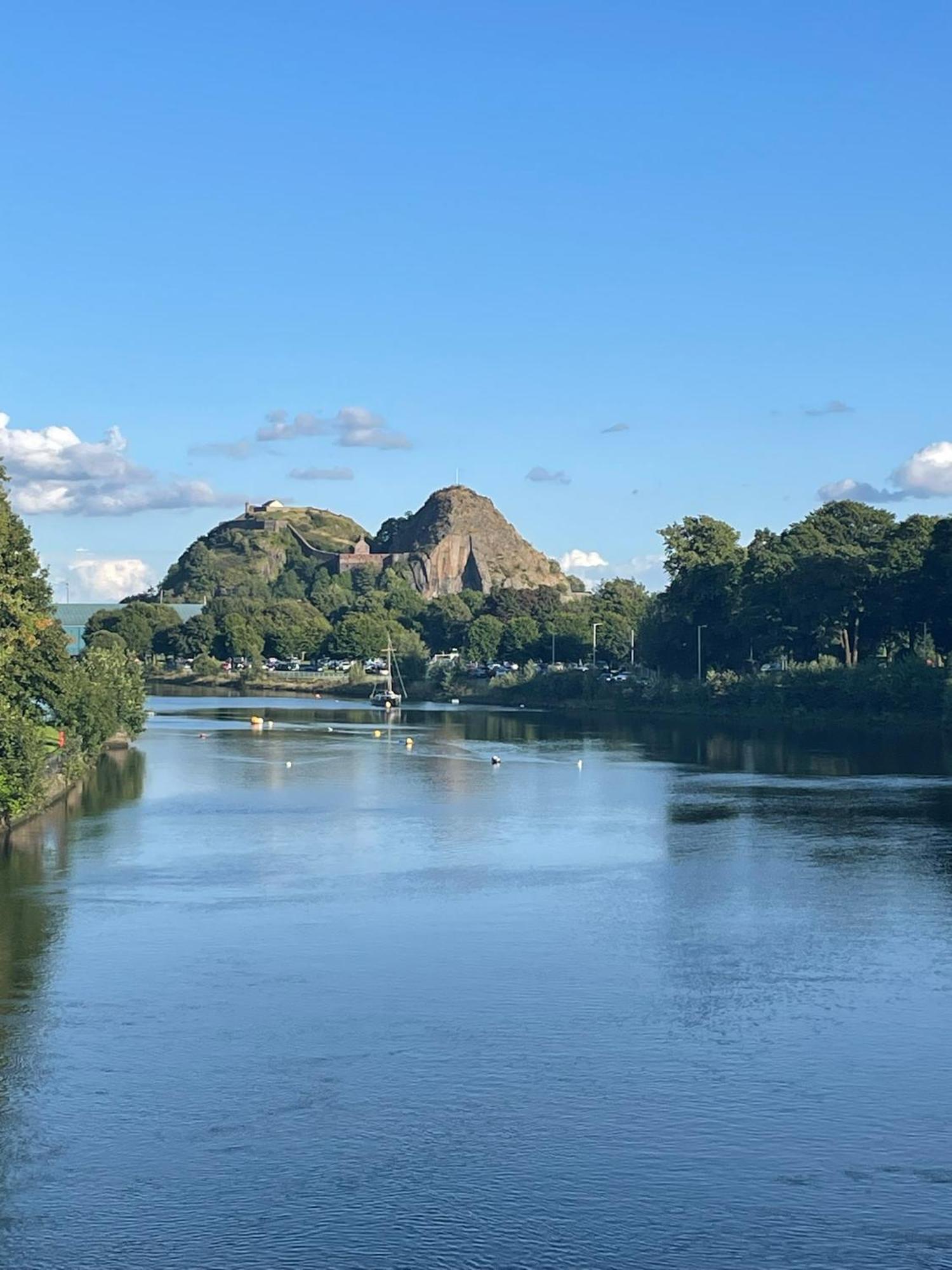Dumbarton With A View Exterior foto